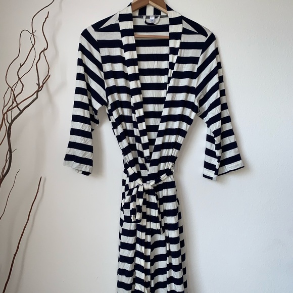 COPY - MILKMAID GOODS ROBE - Picture 3 of 5